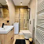 Easy Rent- Szeligowskiego 211 Chodzki Residence, Free Parking, 24h Check-in Apartment *