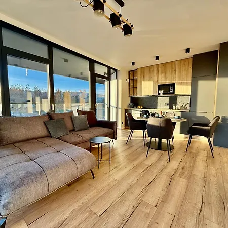 Easy Rent- Szeligowskiego 211 Chodzki Residence, Free Parking, 24h Check-in Apartment *