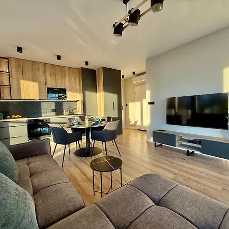 Easy Rent- Szeligowskiego 211 Chodzki Residence, Free Parking, 24h Check-in Lägenhet *