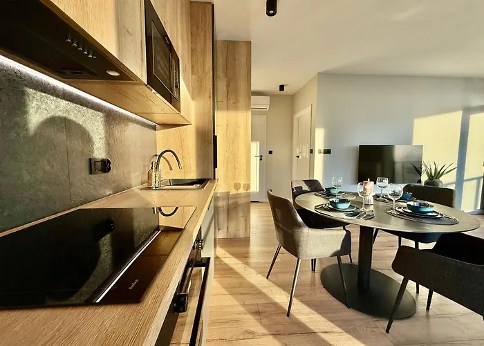 Easy Rent- Szeligowskiego 211 Chodzki Residence, Free Parking, 24h Check-in *